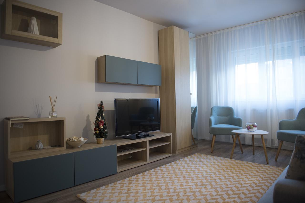 Smp Apartment 2 Timişoara Extérieur photo